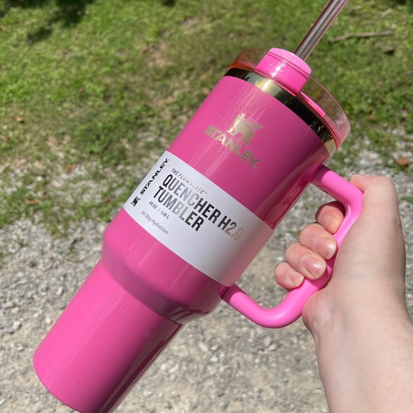 Stanley Vibrant Pink Quencher Tumbler - Picture 4 of 5